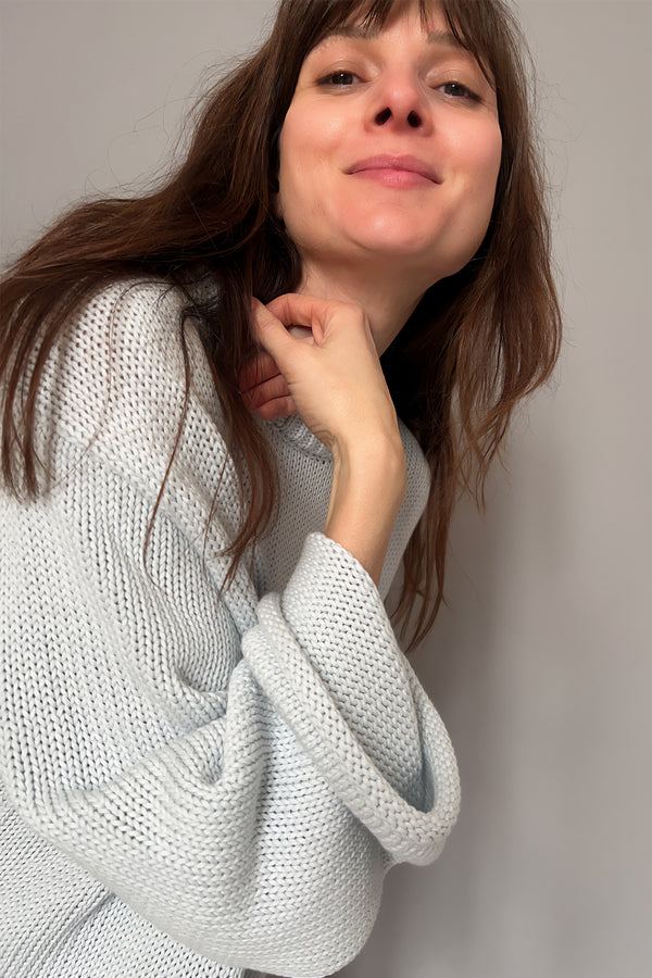 BLUE SKY - MAGLIONE AZZURRO IN COTONE BIOLOGICO