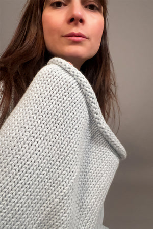 BLUE SKY - MAGLIONE AZZURRO IN COTONE BIOLOGICO